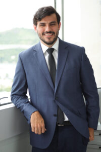 Dr. Filipe Canal Moura, cirurgião plástico