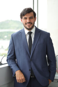 Dr. Filipe Canal Moura, cirurgião plástico