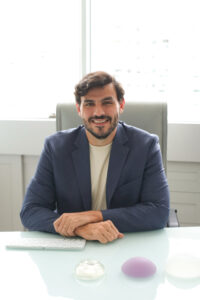 Dr. Filipe Canal Moura, cirurgião plástico