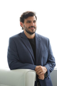 Dr. Filipe Canal Moura, cirurgião plástico